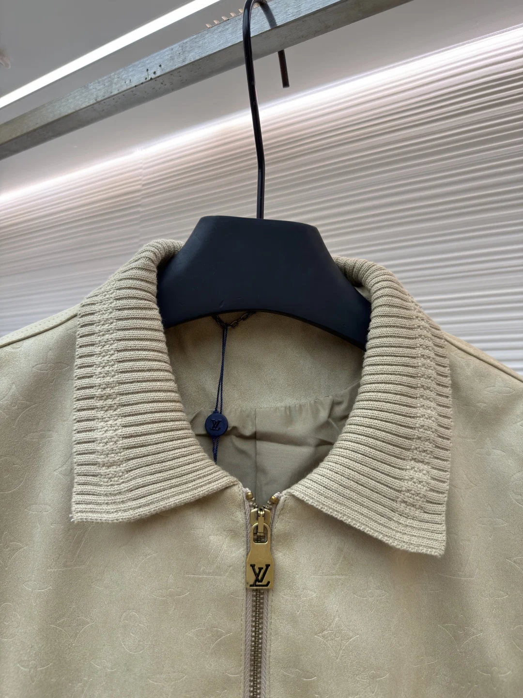 LV Jackets Suede S-XXL C30202608060435 - Image 3