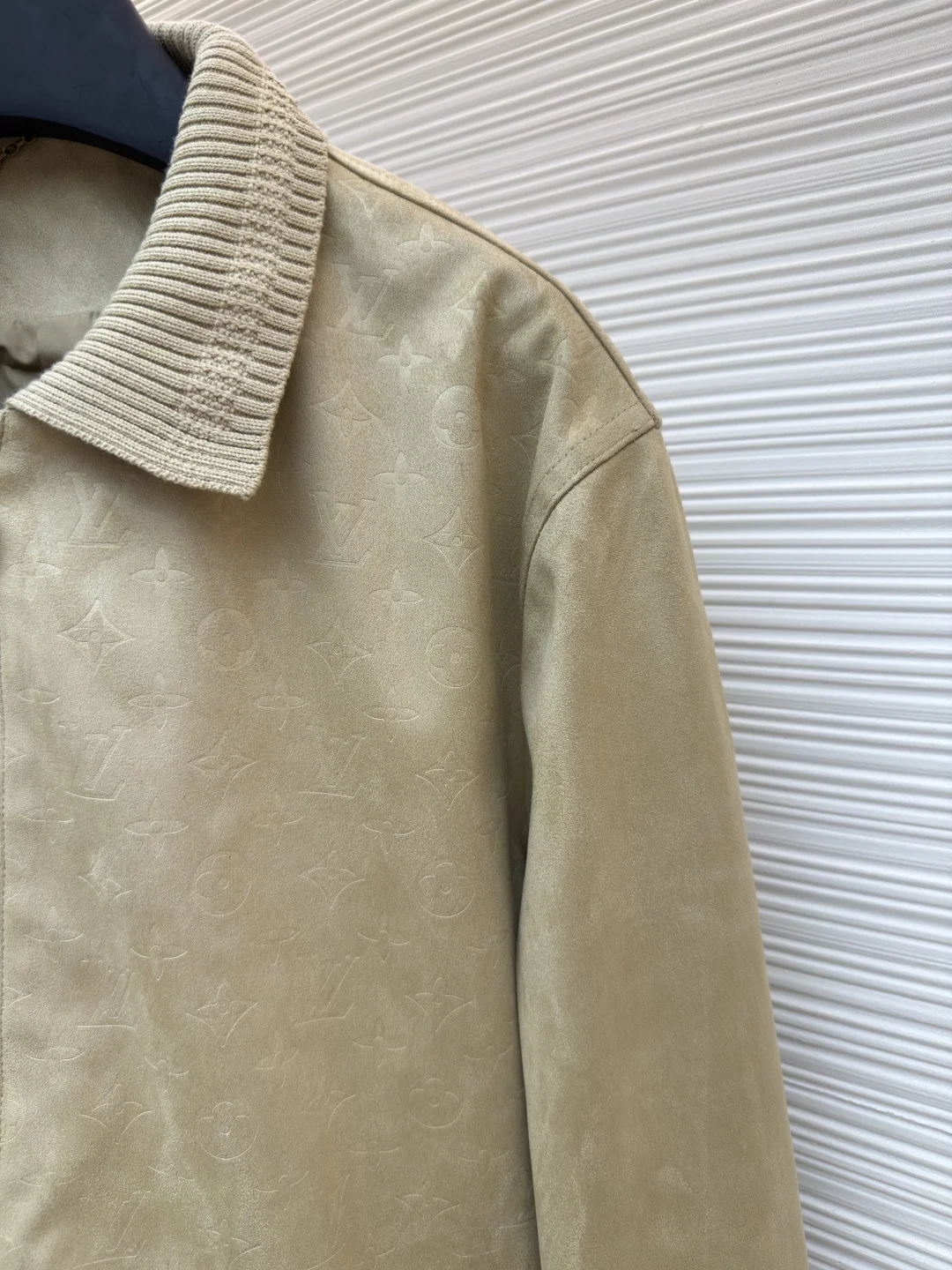 LV Jackets Suede S-XXL C30202608060435 - Image 5