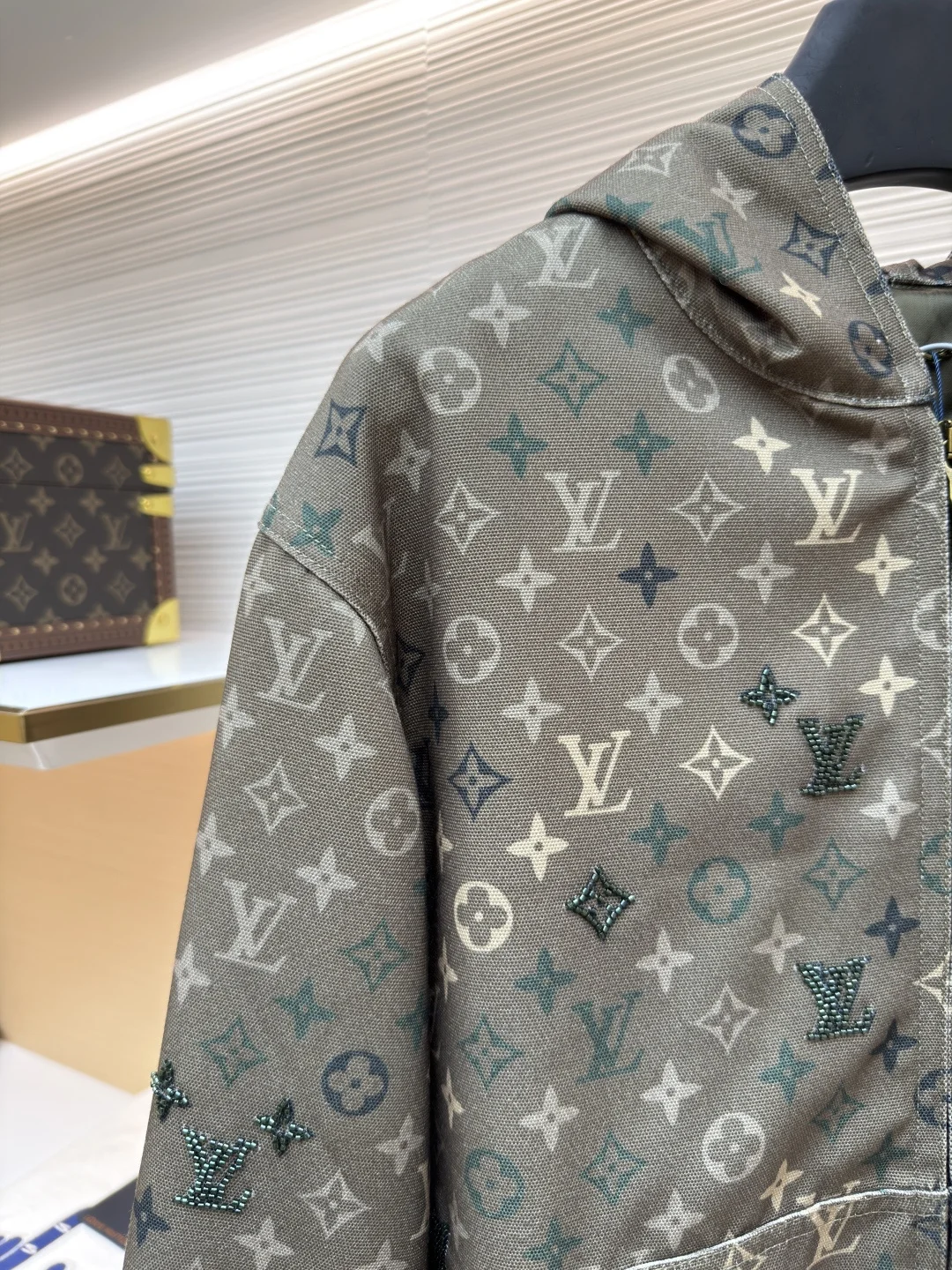 LV Jackets Woven Polyester 46-52 C85202608060209 - Image 4