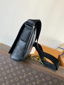 Alternative view of LV Messenger Bags Coated Canvas (Black-Dark Grey) 25X22X8 CM D20202608071652