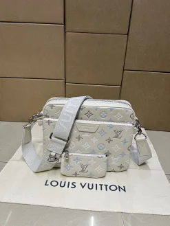 LV Messenger Bags Leather (Off-White-Light Blue) One Size E50202608071337