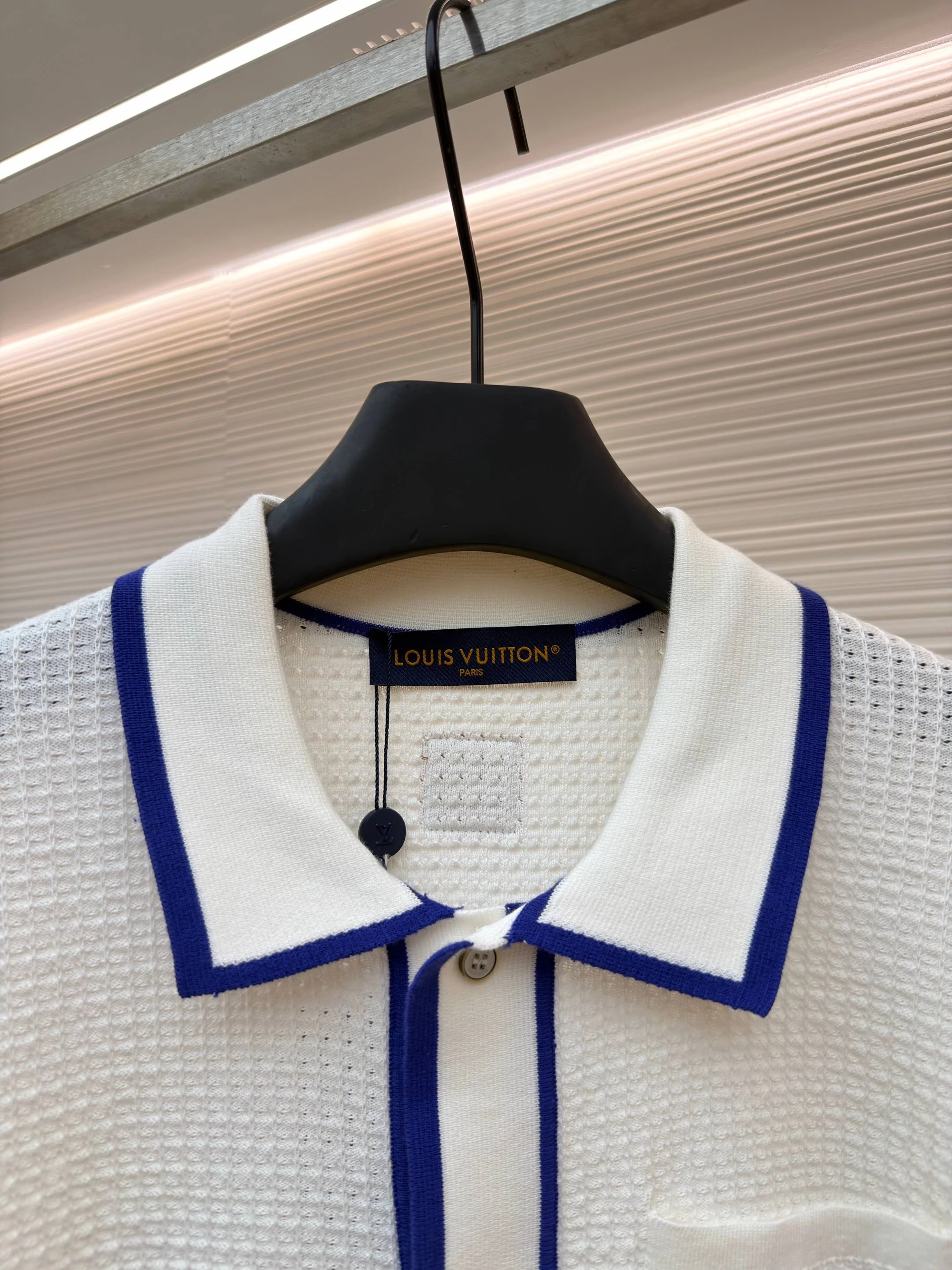 LV Polos Cotton Tencel S-XL B15202608060047 - Image 3