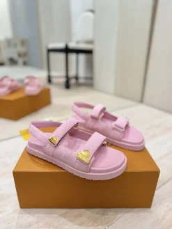 LV Sandals C00202608030230