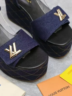 Alternative view of LV Sandals Calf Leather EU35-42 B60202608030844