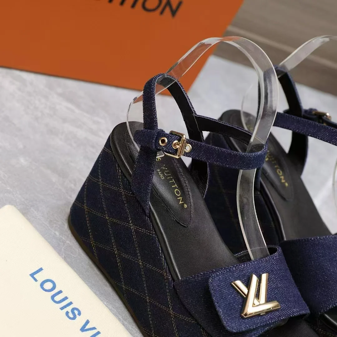 LV Sandals Calf Leather EU35-42 B60202608030844 - Image 5