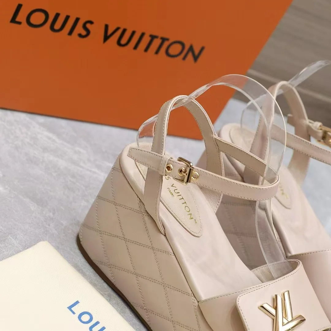 LV Sandals Calf Leather EU35-42 B60202608030845 - Image 6