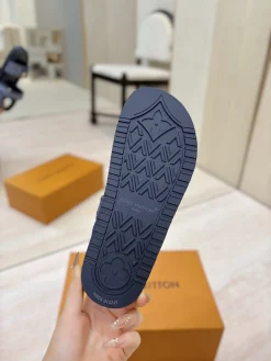 Alternative view of LV Sandals Calf Leather & Raffia EU35-39 C00202608030227