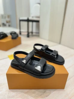 LV Sandals Calfskin Leather EU35-39 C00202608030233