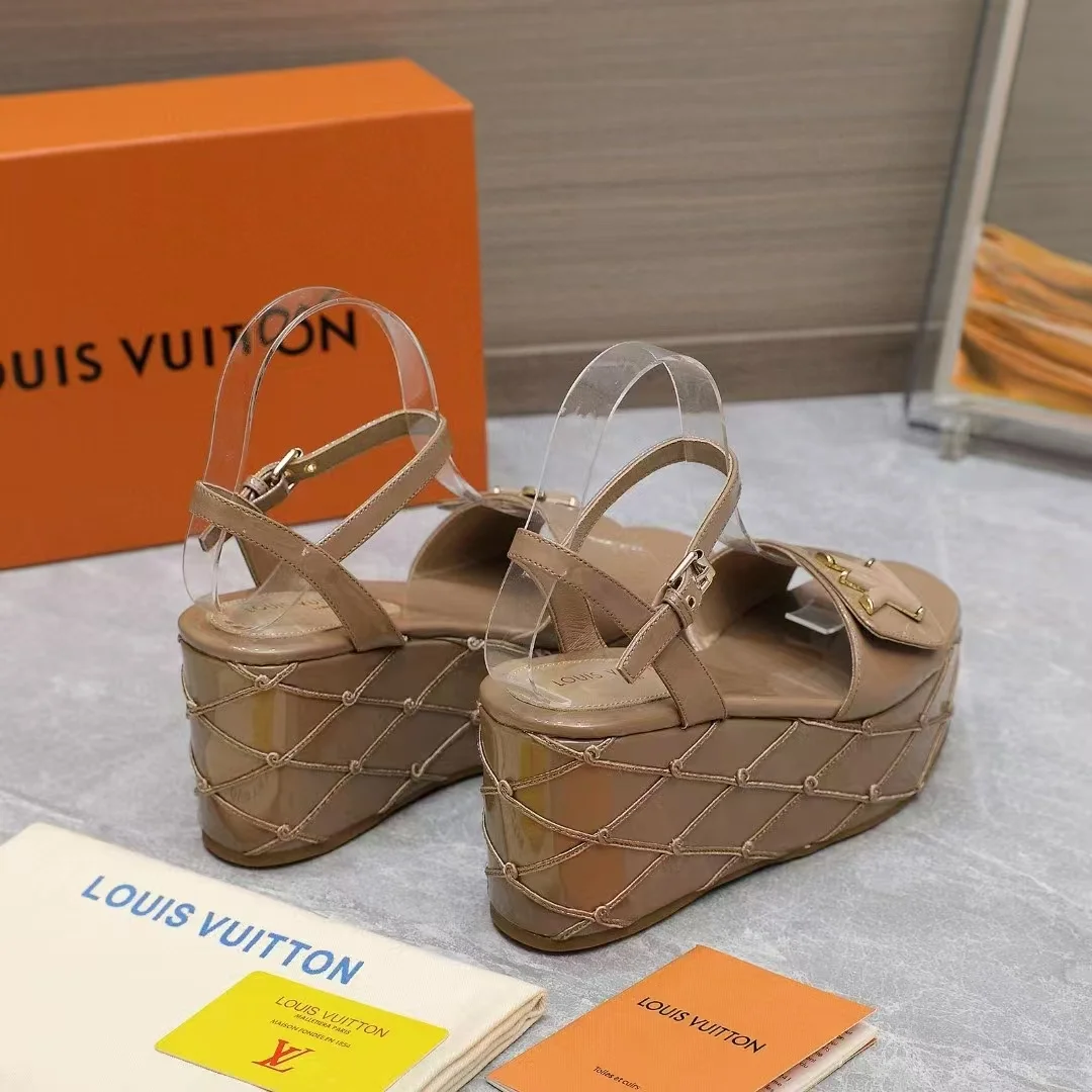LV Sandals Patent Calf Leather EU35-42 B70202608030848 - Image 6