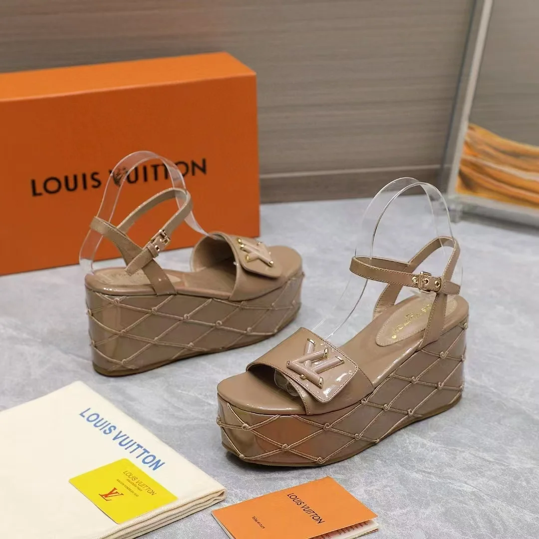 LV Sandals Patent Calf Leather EU35-42 B70202608030848 - Image 7