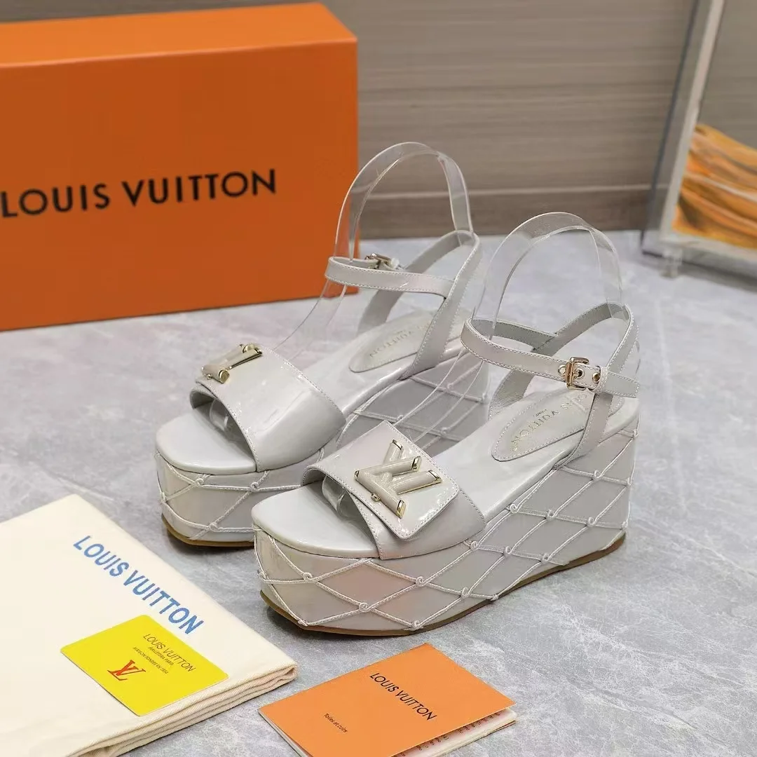 LV Sandals Patent Calf Leather EU35-42 B70202608030849