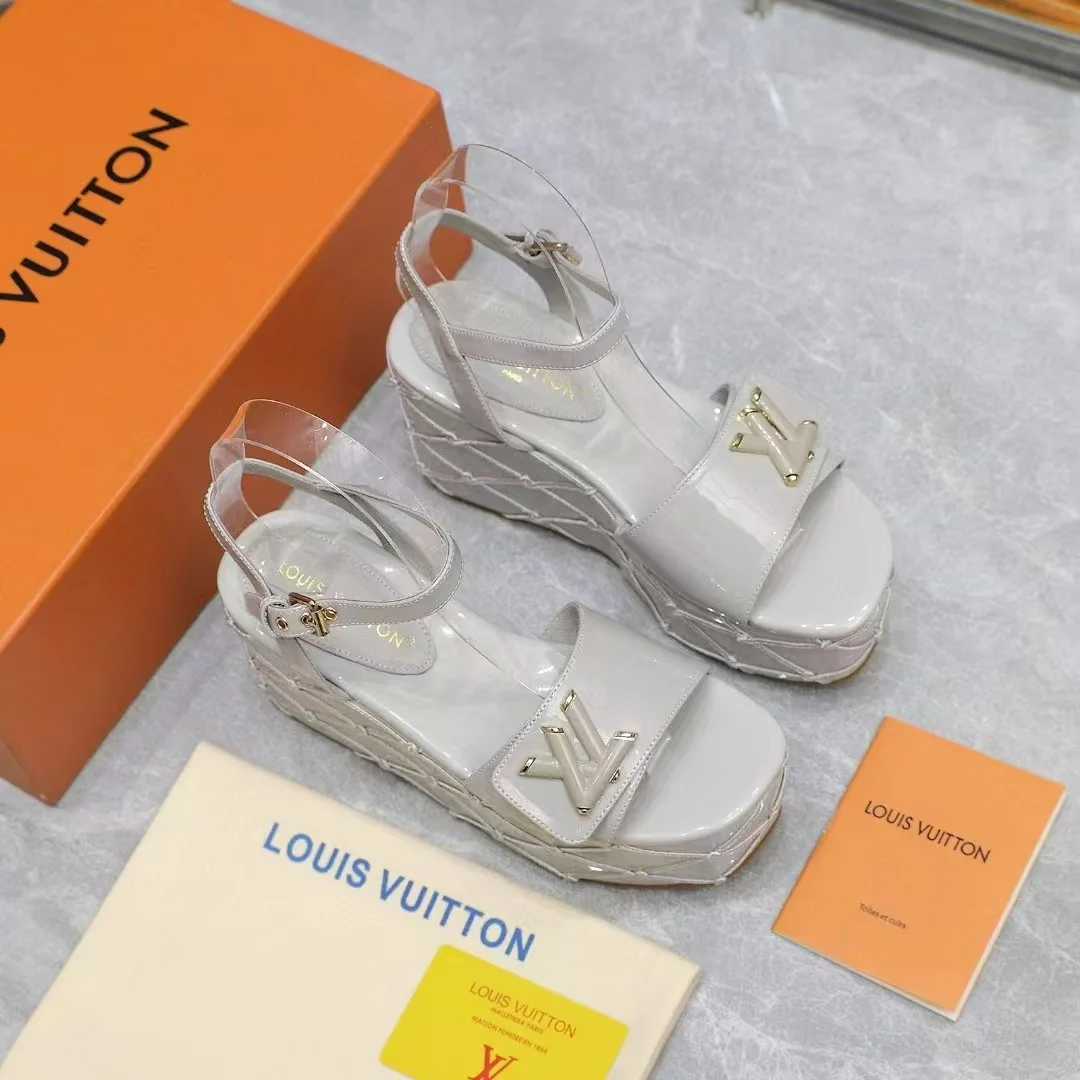 LV Sandals Patent Calf Leather EU35-42 B70202608030849 - Image 3