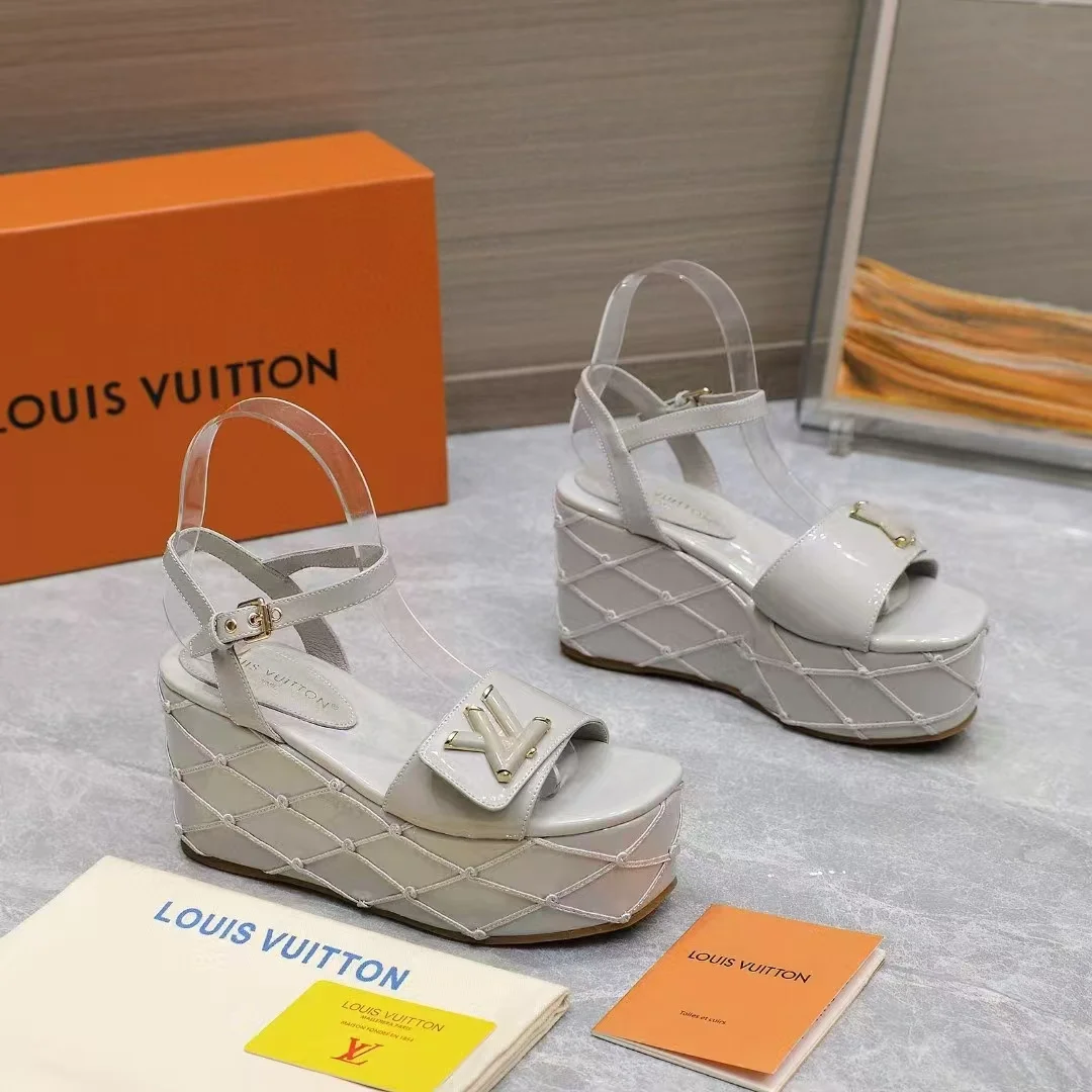 LV Sandals Patent Calf Leather EU35-42 B70202608030849 - Image 6