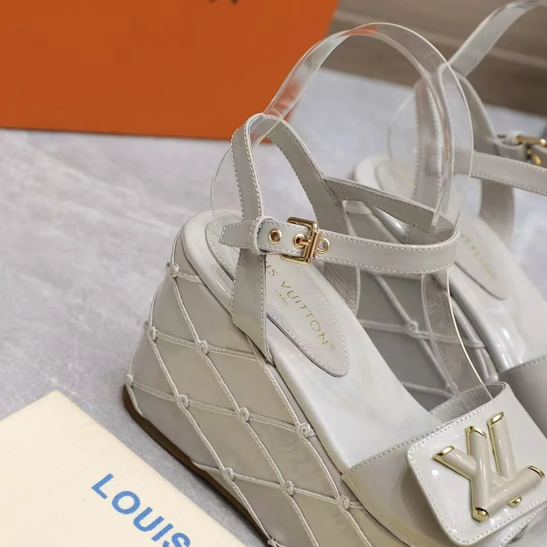 LV Sandals Patent Calf Leather EU35-42 B70202608030849 - Image 7
