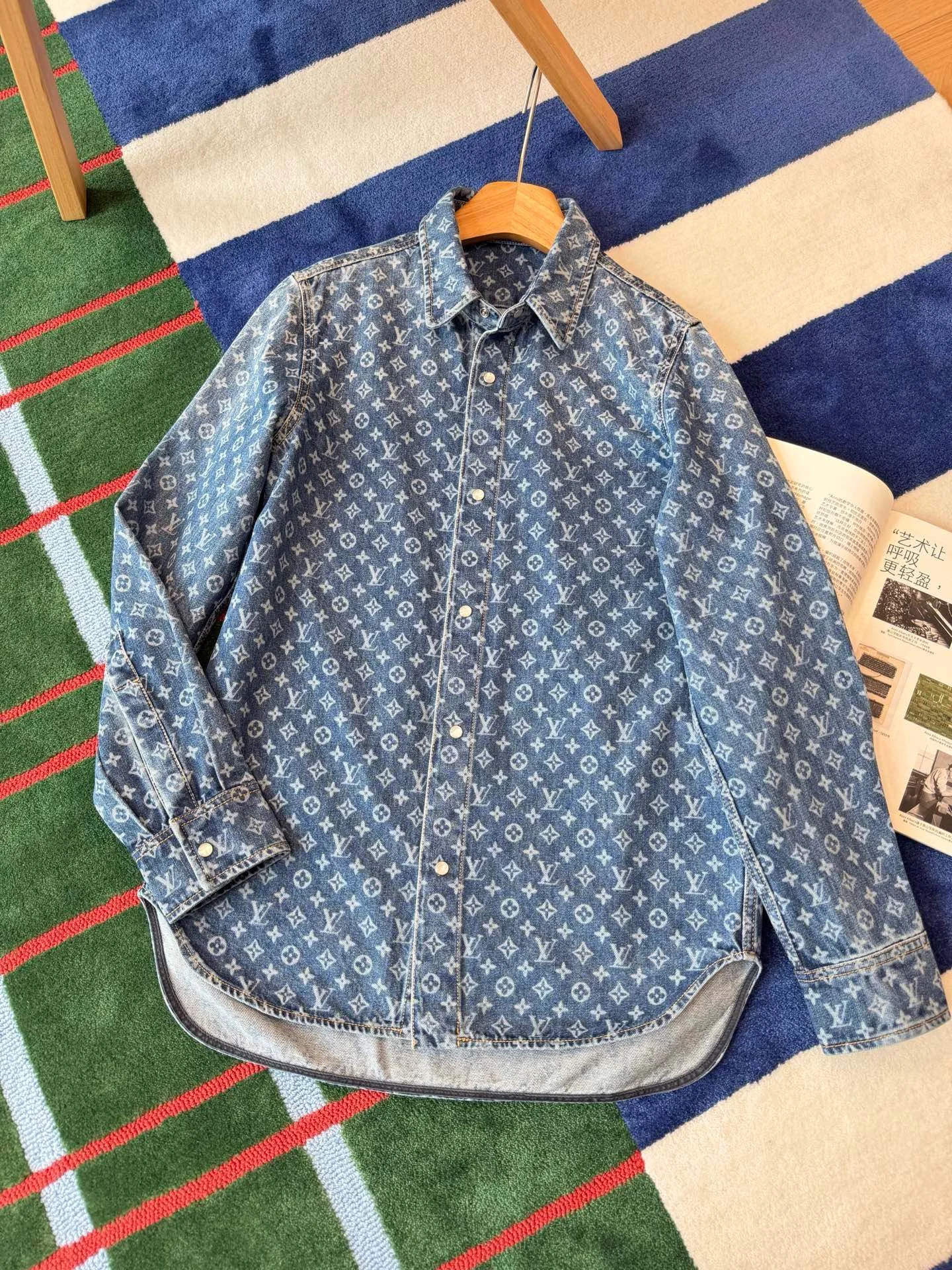 LV Shirts Denim S-M-L D85202608040104 - Image 7