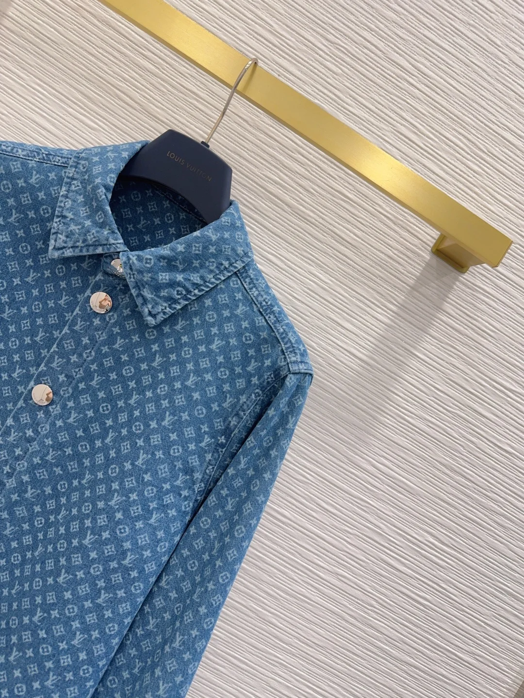 LV Shirts S-L C05202608041974 - Image 4
