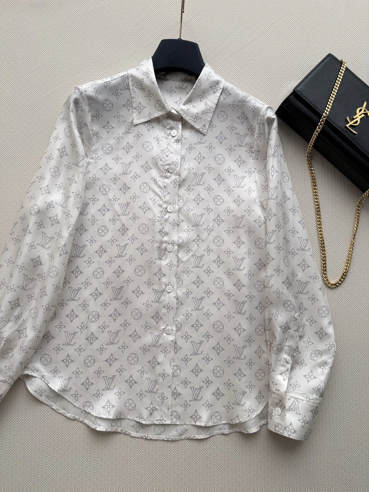LV Shirts Silk S-M-L D45202608042503 - Image 3