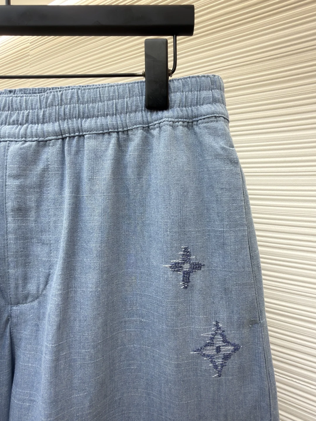 LV Shorts Cotton Denim 30-36 A95202608060240 - Image 5