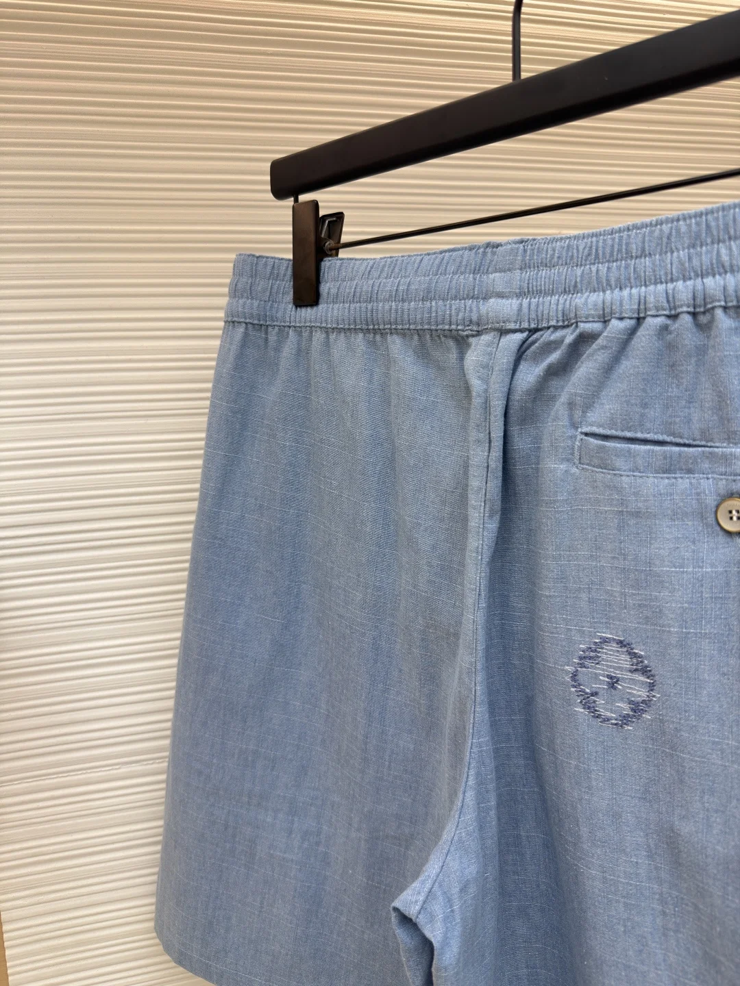 LV Shorts Cotton Denim 30-36 A95202608060240 - Image 9