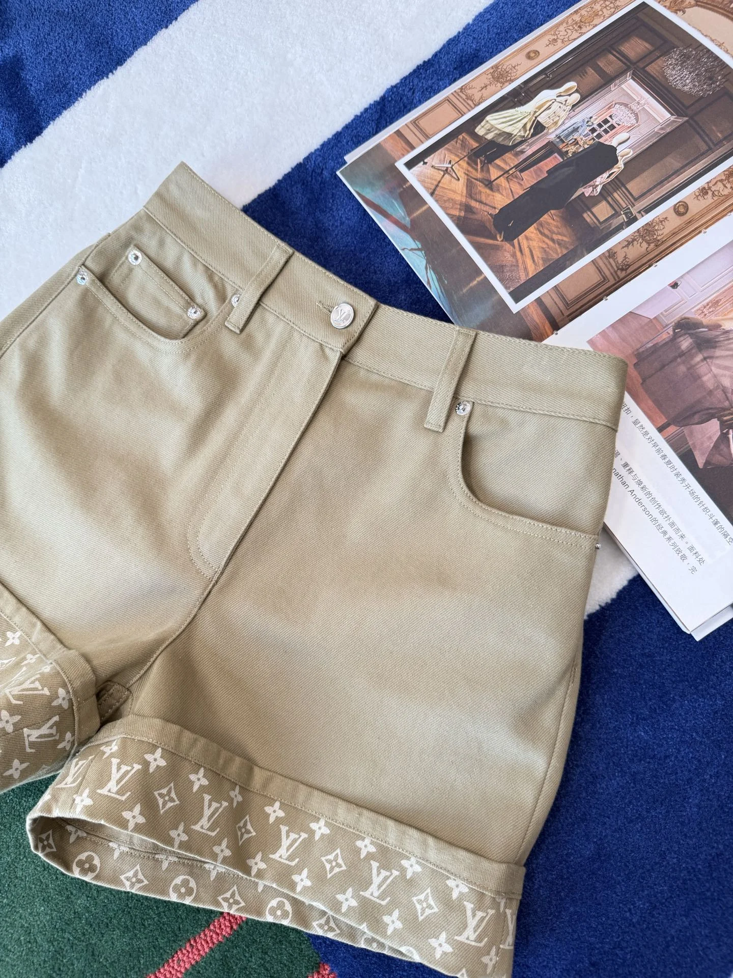 LV Shorts Cotton Twill S-M-L B95202608040106 - Image 5