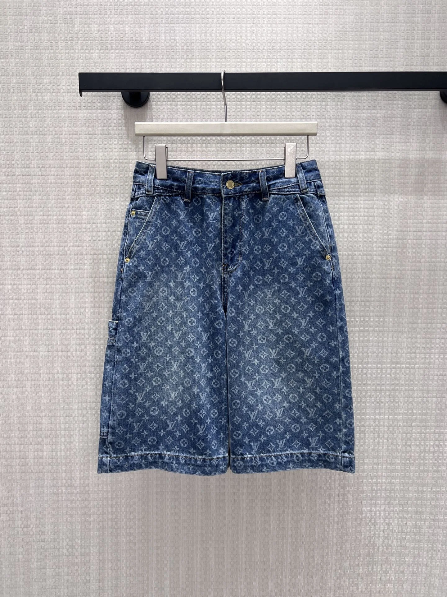 LV Shorts Denim S-L B45202608041565