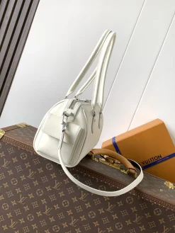 Alternative view of LV Shoulder Bags Lambskin Leather (Cream-Brown) 17X12X28CM F20202608071286