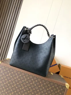LV Shoulder Bags Mahina Leather (Black-Silver) 40X17X35 CM H00202608071515