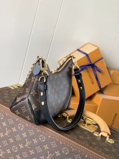 Alternative view of LV Shoulder Bags Monogram Canvas (Brown-Black) 27X16X10CM D80202608071149