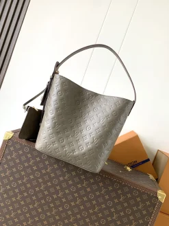 LV Shoulder Bags Monogram Leather (Khaki-Dark Brown) 30X25X17CM F00202608070529