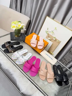 LV Slides A40202608031174