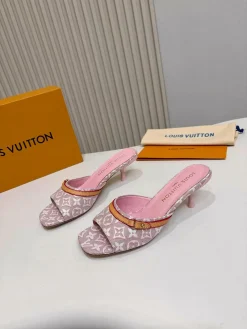 LV Slides Fabric & Leather EU35-42 B60202608031566