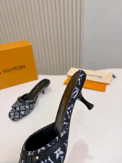 Alternative view of LV Slides Fabric & Leather EU35-42 B60202608031569