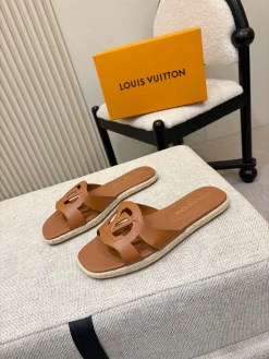 LV Slides Leather & Raffia EU35-41 B60202608031842