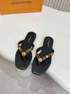 Alternative view of LV Slides Rubber EU35-43 A60202608031016