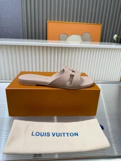 Alternative view of LV Slides Suede EU35-43 A50202608031509