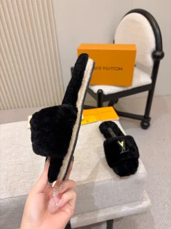 Alternative view of LV Slippers Wool EU35-41 B60202608031592