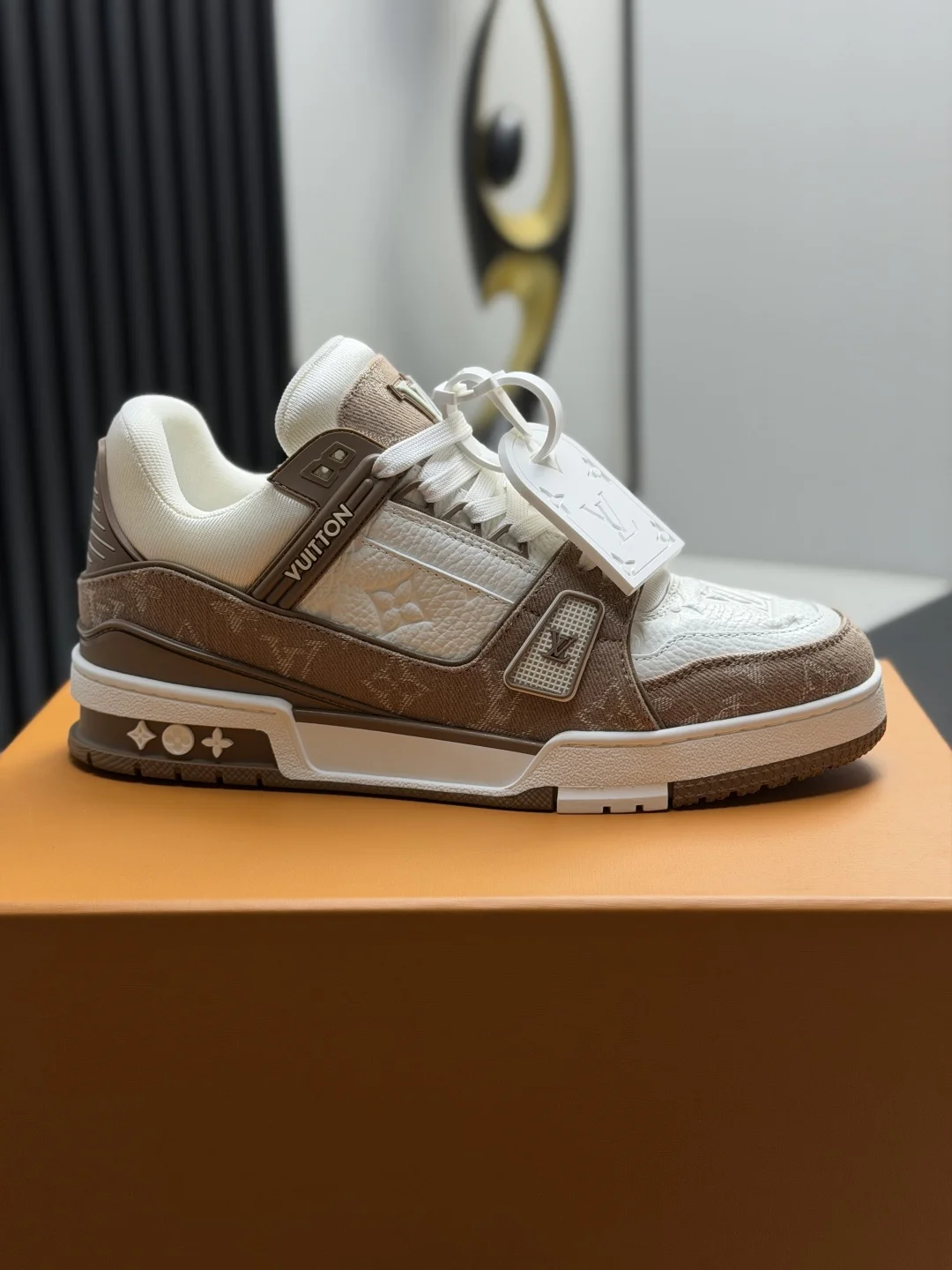 LV Sneakers Calf Leather EU35-46 B80202608030827 - Image 9