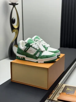 Alternative view of LV Sneakers Calf Leather EU35-46 B80202608030830