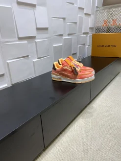 LV Sneakers Calf Leather EU35-46 C00202608030778