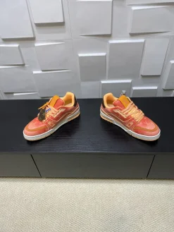 Alternative view of LV Sneakers Calf Leather EU35-46 C00202608030778