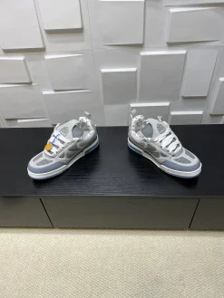 LV Sneakers Calf Leather EU39-46 C00202608030780