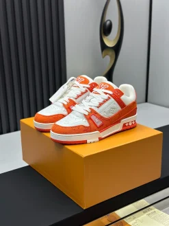 LV Sneakers Calf Leather & TPU EU35-46 B80202608030823