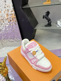 LV Sneakers Calfskin & Denim EU35-40 B80202608030766