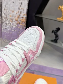 Alternative view of LV Sneakers Calfskin & Denim EU35-40 B80202608030766