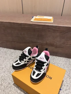 Alternative view of LV Sneakers Calfskin Leather EU35-40 C00202608030790