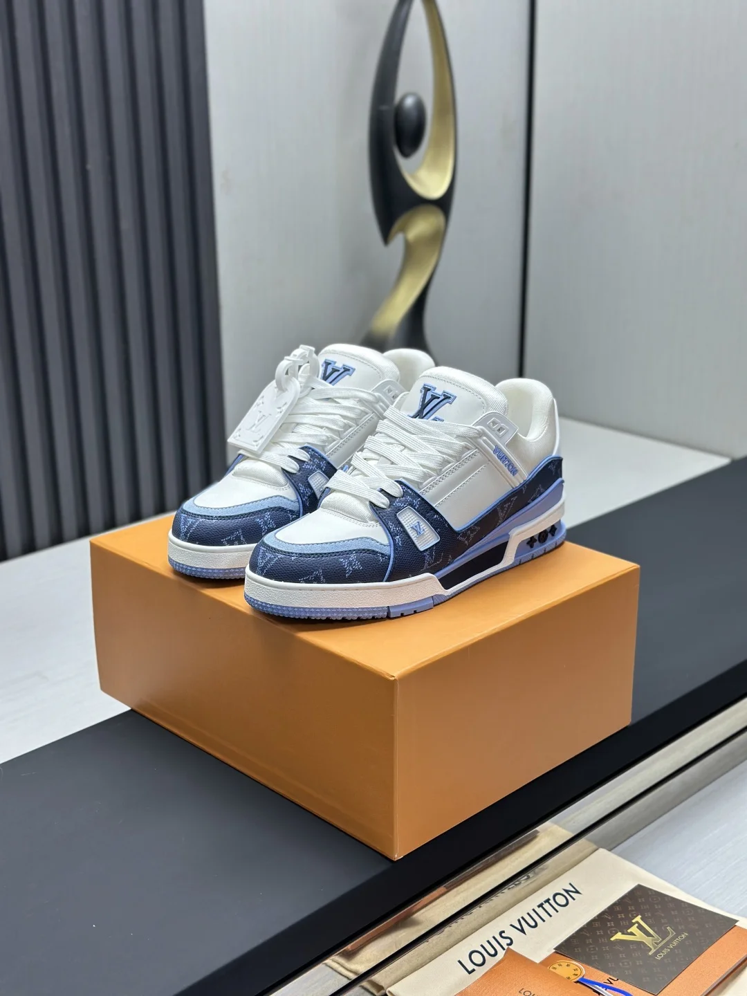 LV Sneakers Calfskin Leather EU35-46 C00202608030812