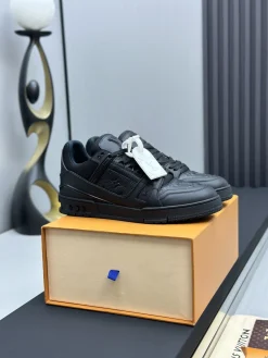 Alternative view of LV Sneakers Cow Leather EU35-46 C00202608030818