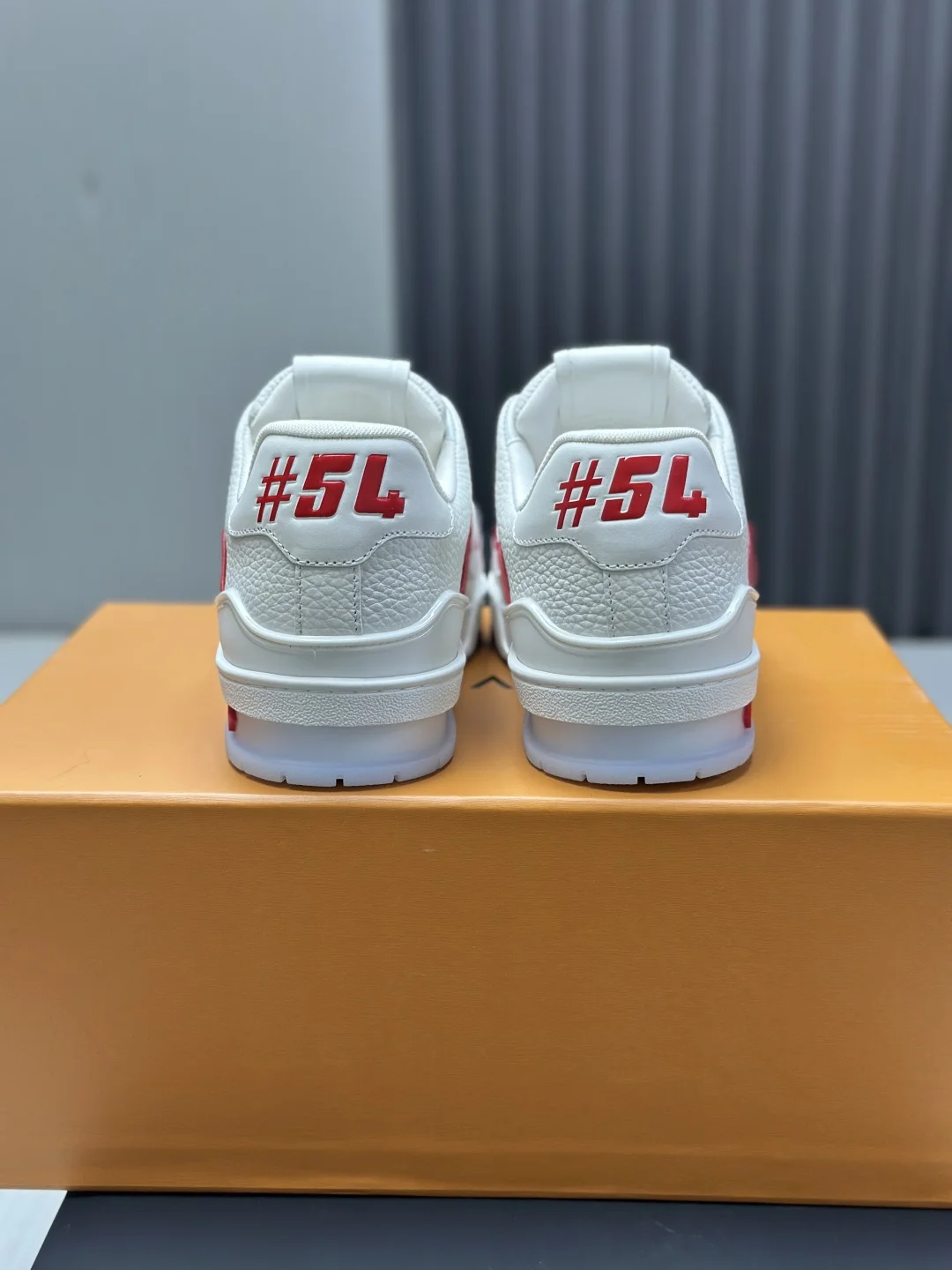 LV Sneakers Leather EU35-46 C00202608030809 - Image 7