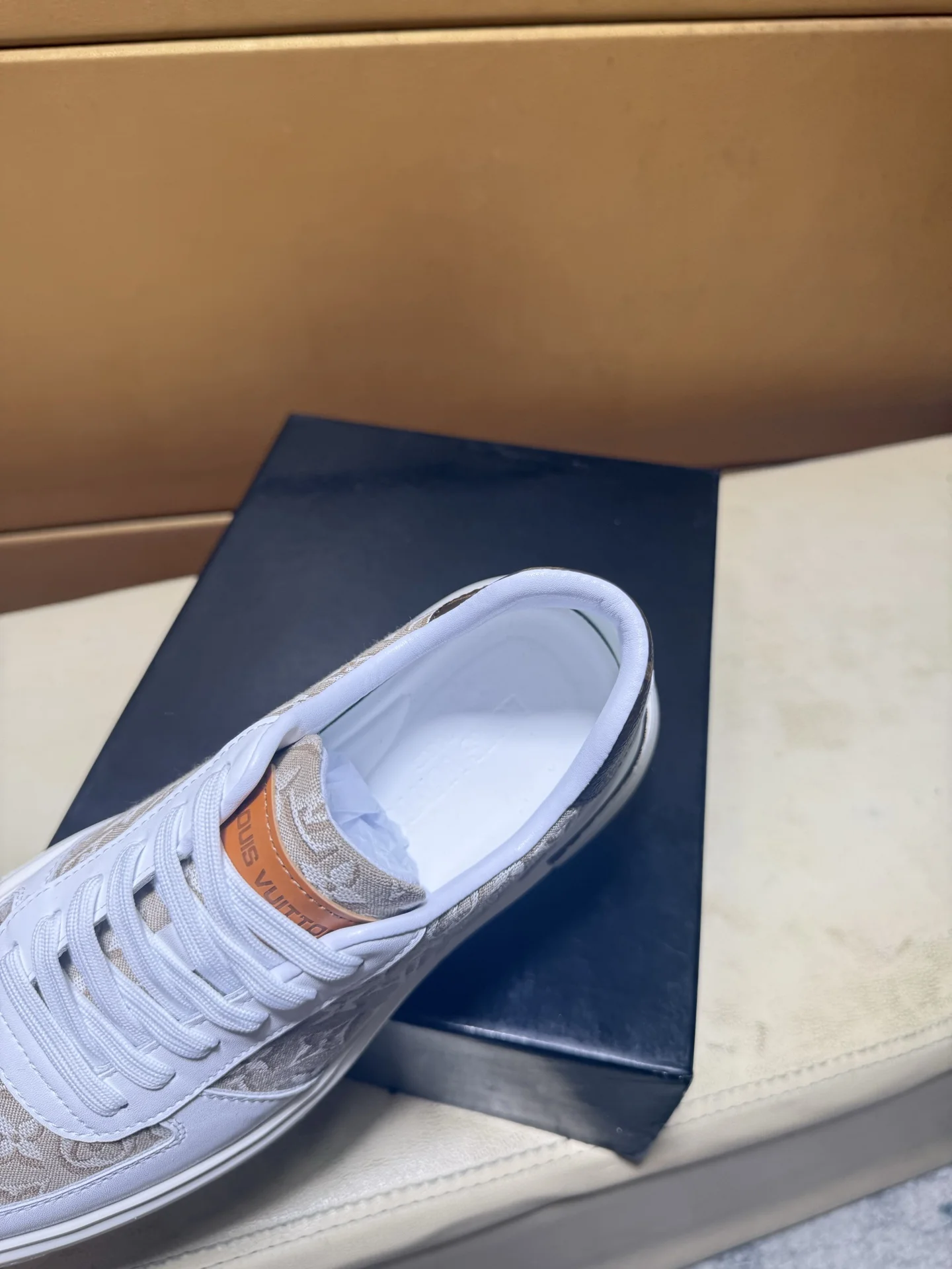 LV Sneakers Leather EU38-44 B00202608030460 - Image 6