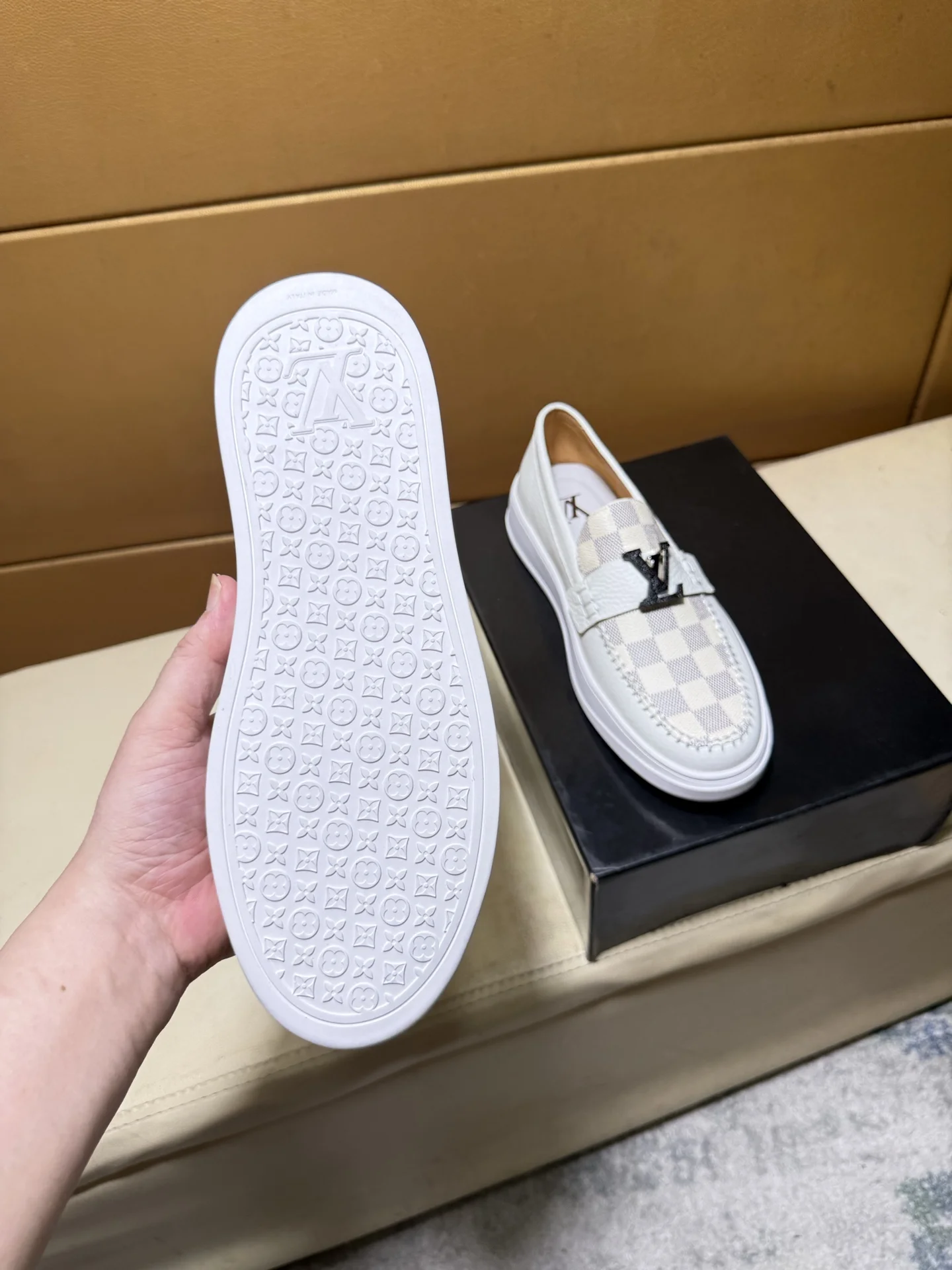 LV Sneakers Leather EU38-44 B20202608030456 - Image 8